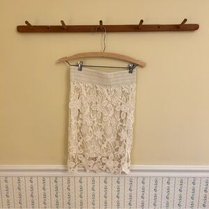 Kenar Crochet Lace Pencil Skirt